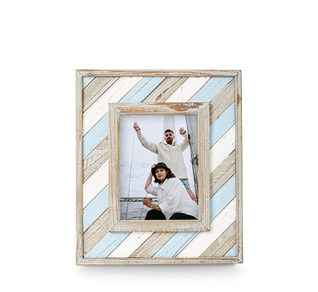 6x8 Diagonal Stripe Frame