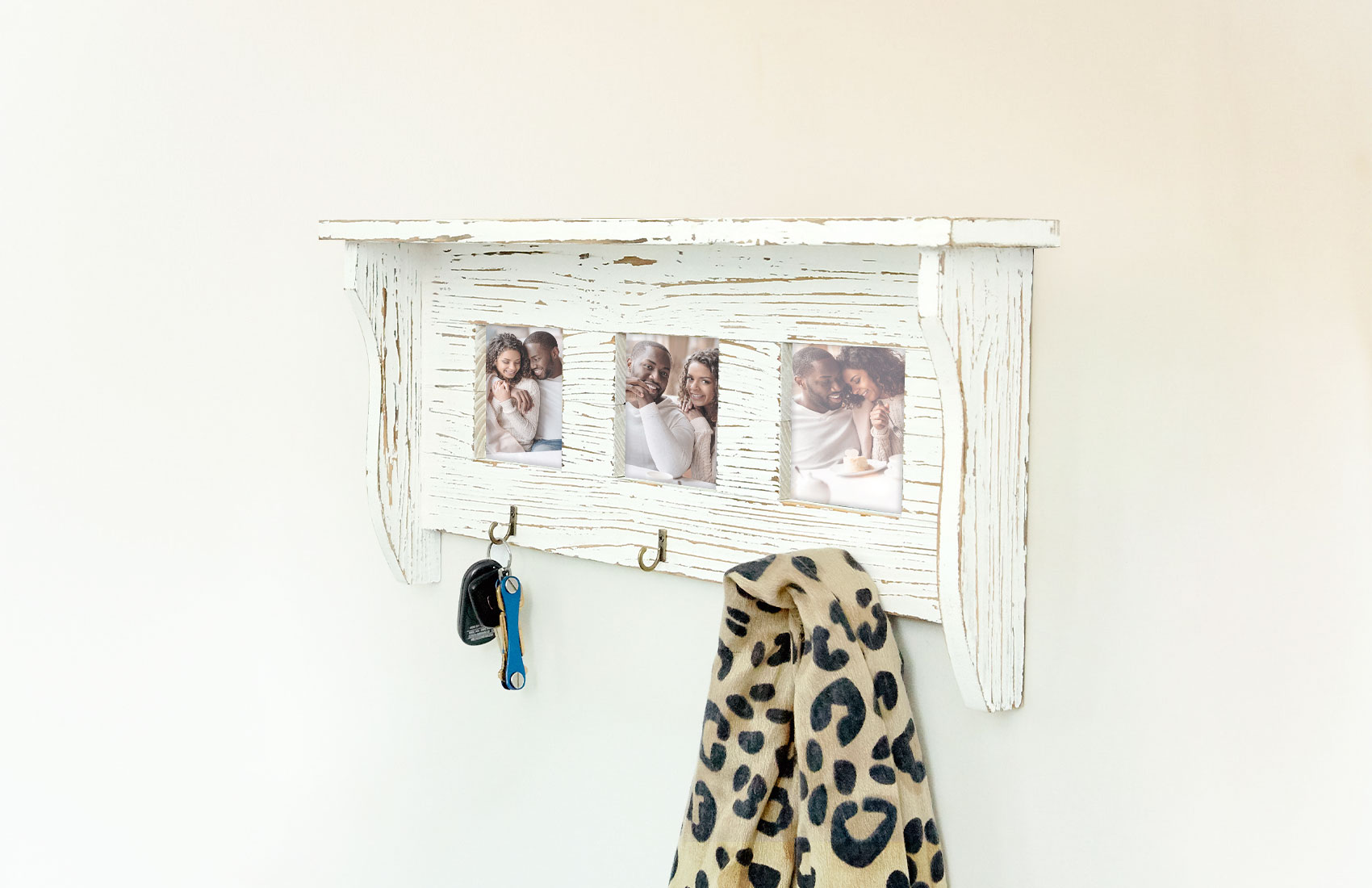 4x4 White Distressed Hooks (3)